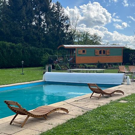 Bed and Breakfast La Roulotte Deluxe De Malpas Quingey Екстер'єр фото