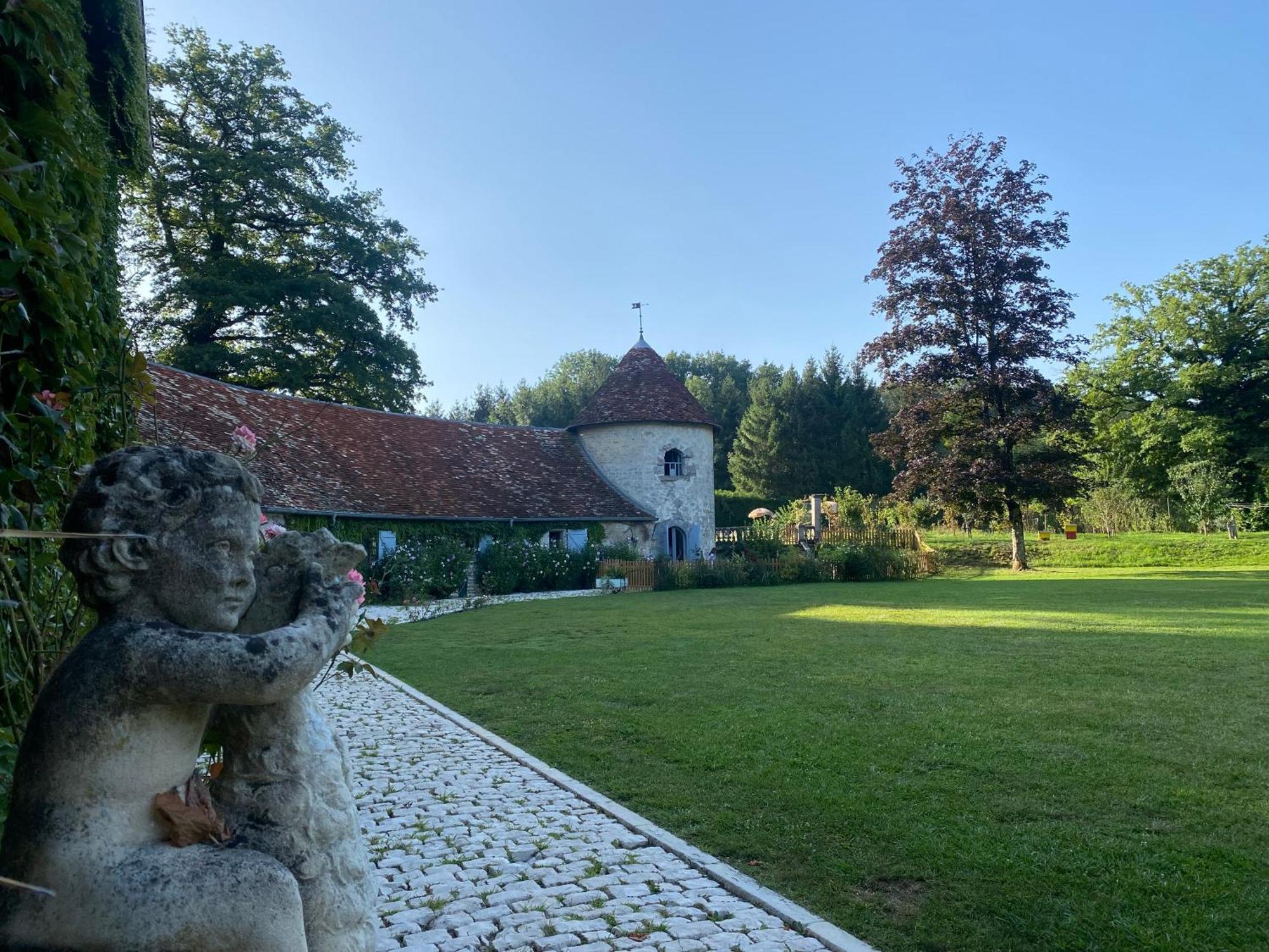 Bed and Breakfast La Roulotte Deluxe De Malpas Quingey Екстер'єр фото