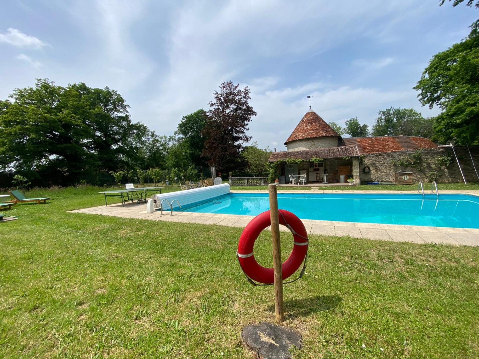 Bed and Breakfast La Roulotte Deluxe De Malpas Quingey Екстер'єр фото