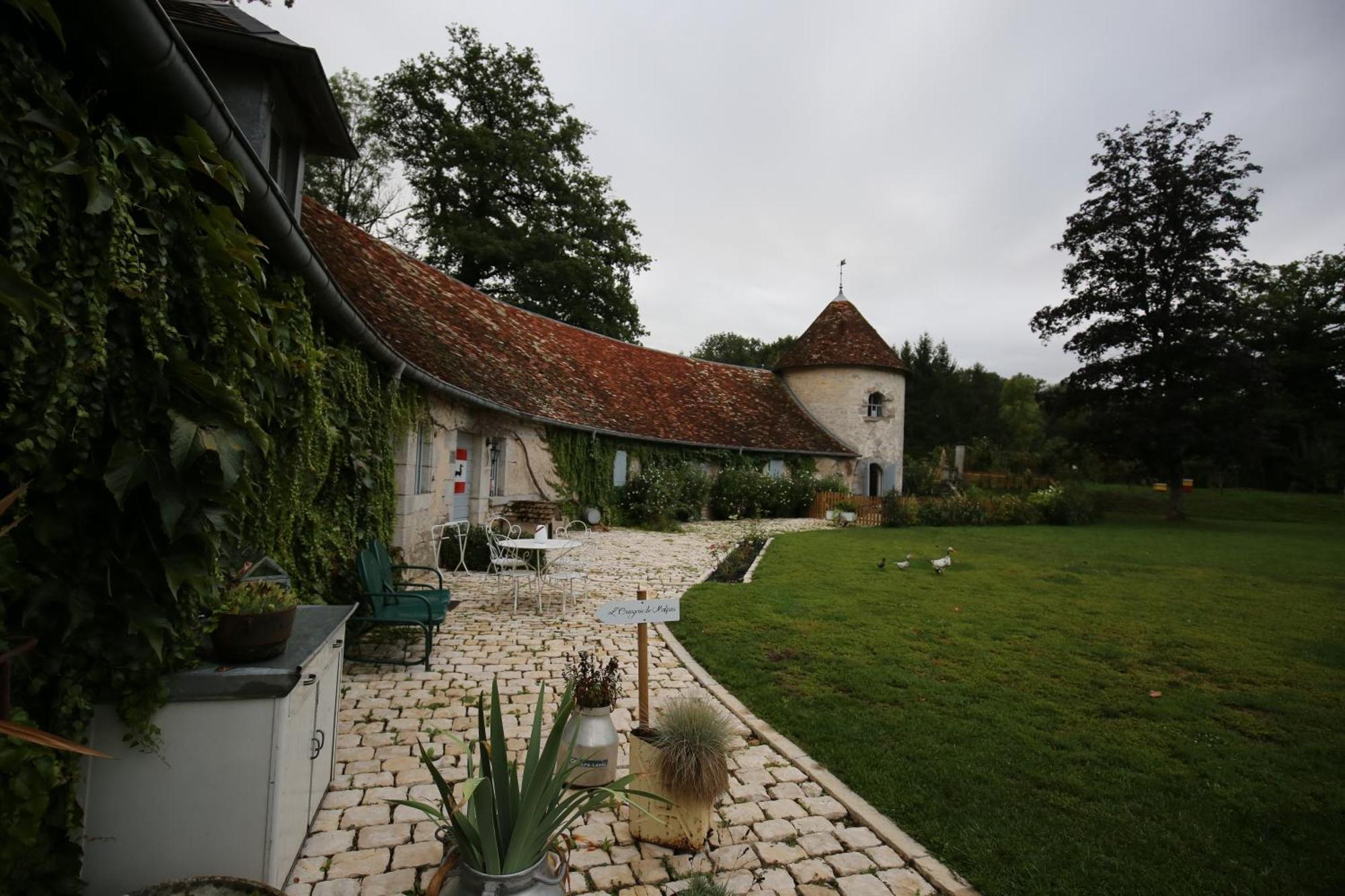 Bed and Breakfast La Roulotte Deluxe De Malpas Quingey Екстер'єр фото